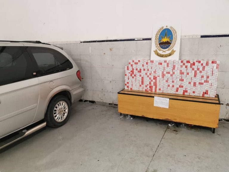 جمارك : حجز 310 خرطوشة سجائر مخبأة داخل سيارة بميناء وهران