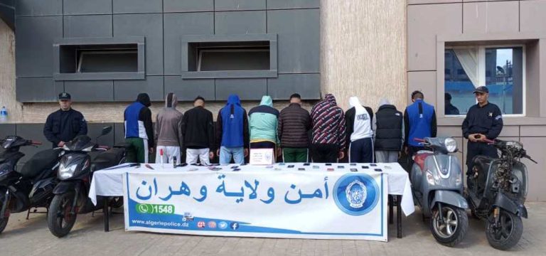 شرطة وهران تطيح بشبكة إجرامية مختصة في سرقة الهواتف النقالة