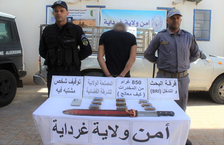 شرطة غرداية توقف شخص وتحجز كمية من المخدرات