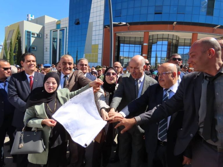 عين الدفلى : انطلاق القوافل الطبية المتعددة التخصصات نحو المناطق المعزولة