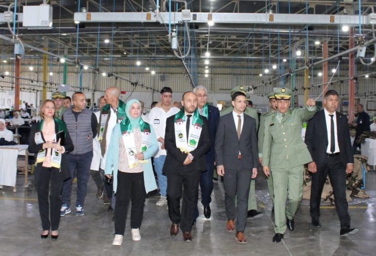 زيارة إعلامية لوفد من لجنة الدفاع الوطني بالمجلس الشعبي الوطني، إلى مؤسسة الألبسة ولوازم النوم بعين البيضاء بأم البواقي