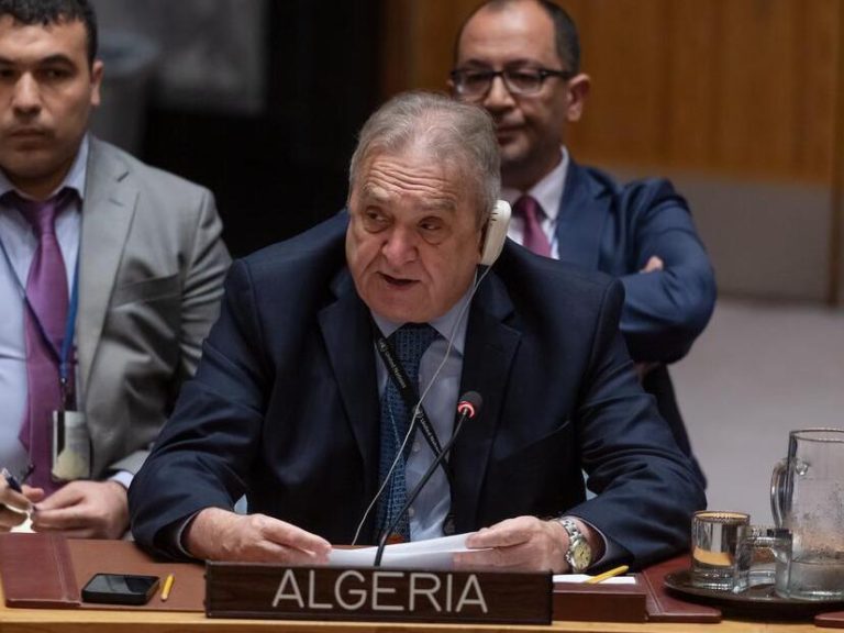 الجزائر تندد بانتهاك القانون الدولي من قبل الكيان الصهيوني في غزة والضفة الغربية