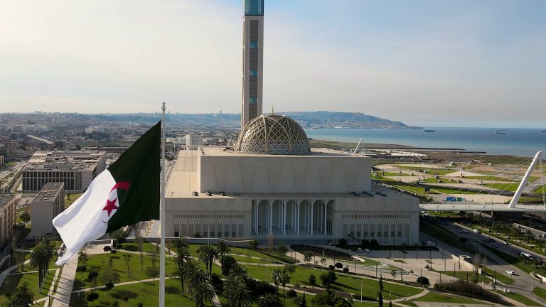 تحديد مواعيد جديدة لفتح أبواب جامع الجزائر ابتداء من اليوم الاثنين