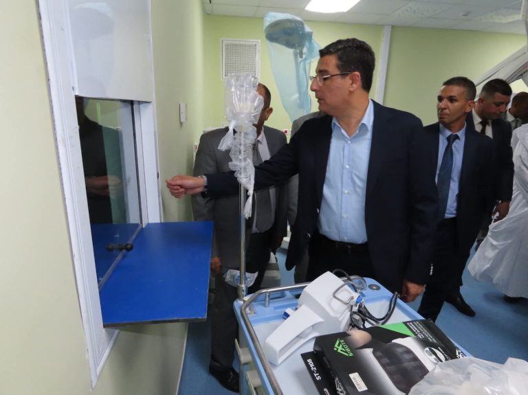 وزير الصحة يعاين المستشفى الجديد 240 سرير بتمنراست