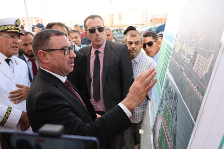 وزير الداخلية بعين الصفراء لمتابعة مشاريع التنمية المحلية