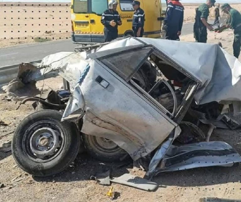 بسكرة: وفاة 3 أشخاص وإصابة آخر في حادث مرور مروع