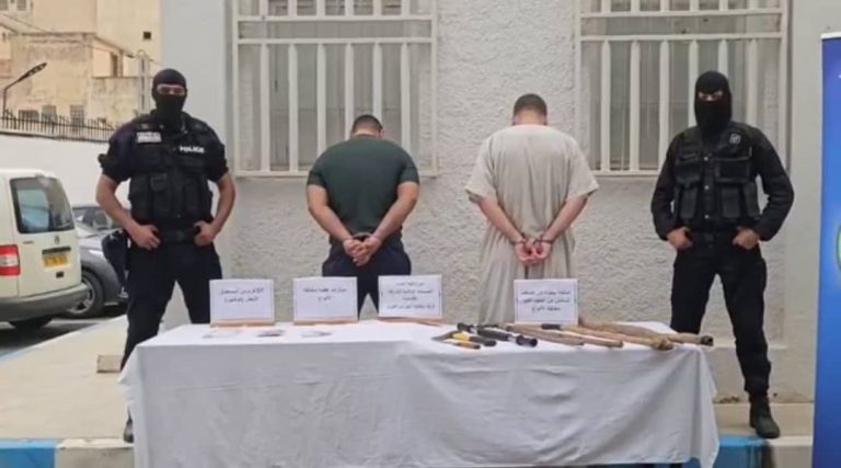 البليدة تفكيك شبكة إجرامية وحجز كوكايين وأسلحة بيضاء