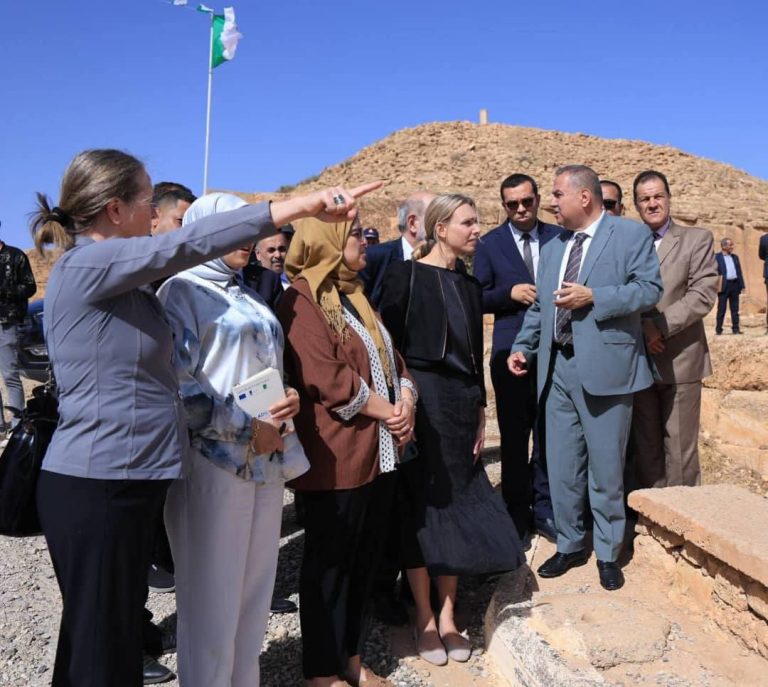 والي تيارت يشرف على معاينة مشاريع برنامج “أديل” للتنمية المحلية المندمجة