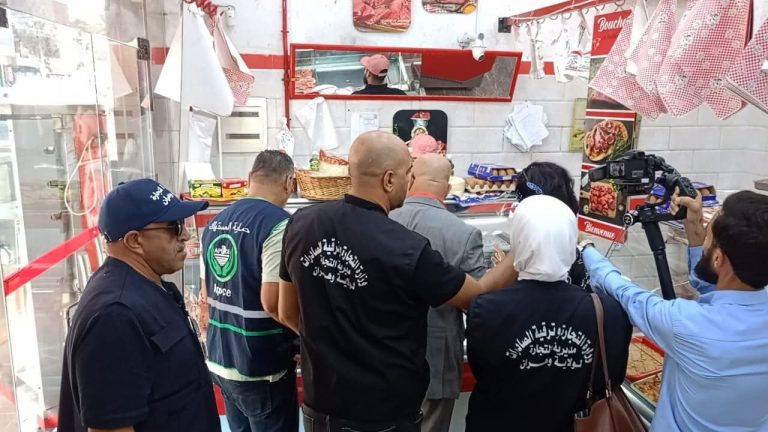 حملة تحسيسية بوهران لتعزيز شفافية الأسعار في الأسواق والمحلات التجارية