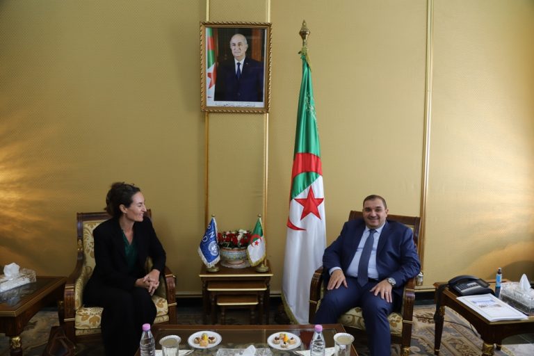 وزير العدل لطفي بوجمعة يستقبل ممثلة برنامج الأمم المتحدة الإنمائي بالجزائر (PNUD)