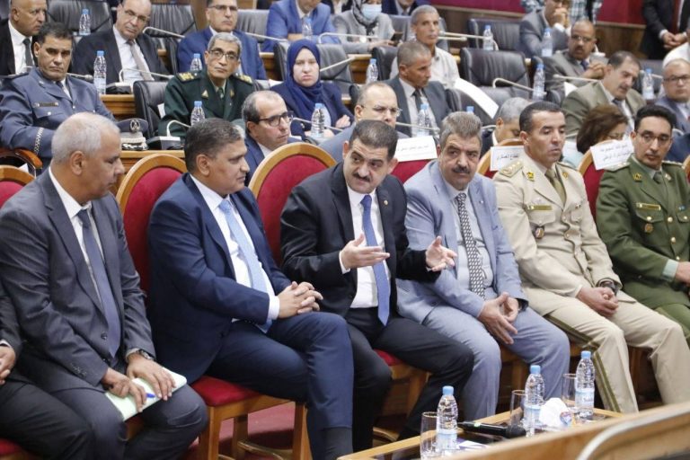 وزير الري يشدد من سعيدة على نجاعة تسيير الخدمة العمومية للمياه