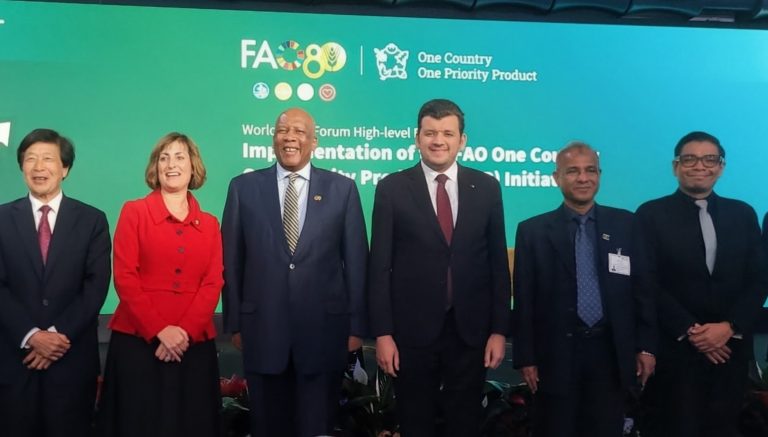 وزير الفلاحة يشارك في منتدى الغذاء العالمي 2025 بروما