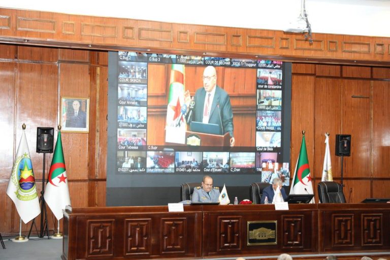 المحكمة العليا تنظّم يومًا دراسيًا حول الطعن بالنقض في المادة الجمركية