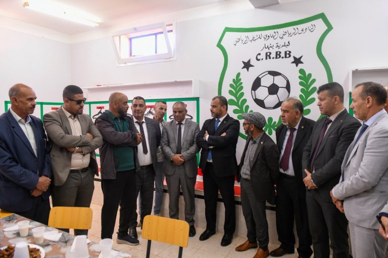 لجنة الشباب والرياضة بالمجلس الشعبي الوطني تواصل زياراتها الميدانية بالولاية المنتدبة عين وسارة
