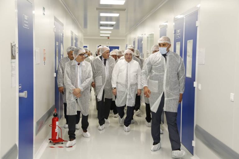 وسيم قويدري يعاين مؤسسة CYTOLAB بعزازقة