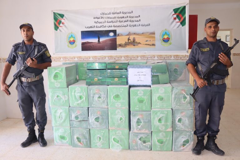 الجمارك تحبط محاولة تهريب 2750 خرطوشة سجائر أجنبية بالأغواط