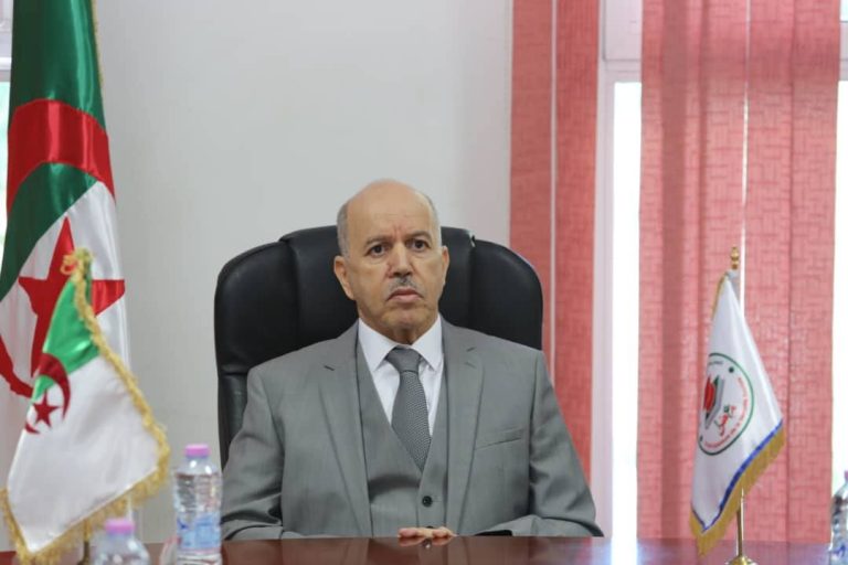 سايحي يتفقد المدرسة العليا للضمان الاجتماعي لمتابعة جهود عصرنة القطاع وتطوير التكوين