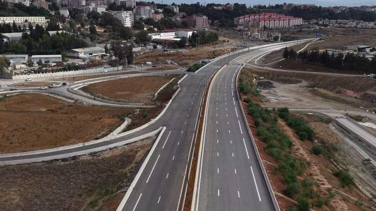 جلاوي يشرف على وضع حيز الخدمة للطريق الرابط بين 5 جويلية وخرايسية