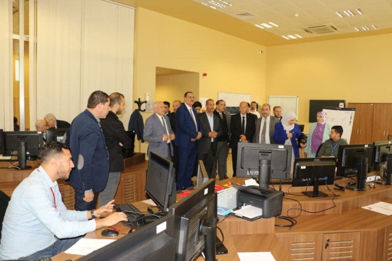 بعثة لجنة النقل إلى سطيف تعاين عديد المرافق التابعة لقطاعات البريد والاتصالات والنقل