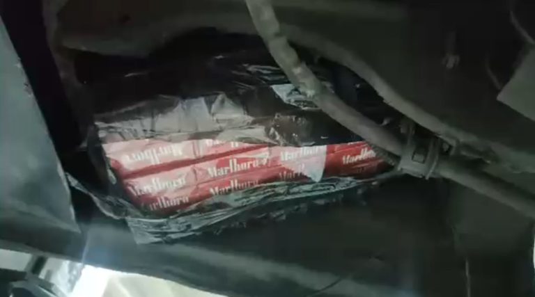 جمارك بجاية تحبط محاولة تهريب 4500 علبة سجائر نحو فرنسا