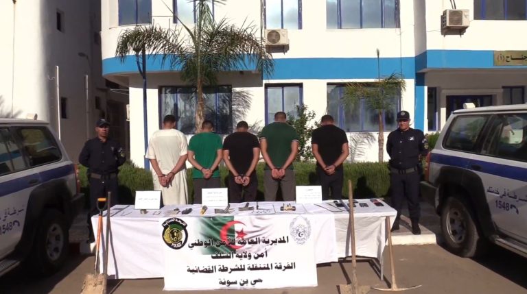 ضبط شبكة للتنقيب غير المرخص عن المعادن بالشلف