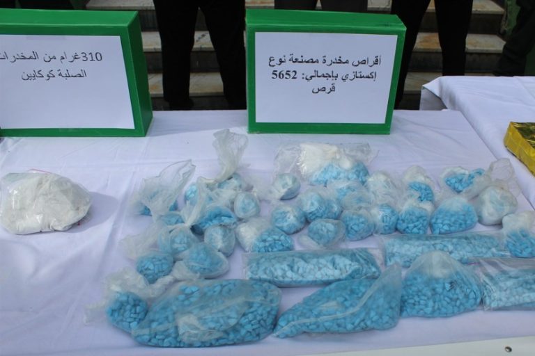 الدرك الوطني بباتنة يفكك شبكة إجرامية دولية منظمة مختصة بالإتجار بالمخدرات
