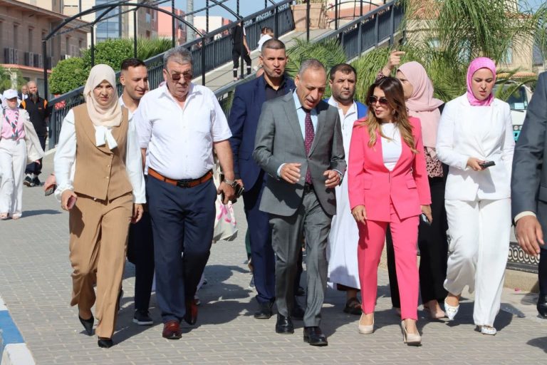 البويرة تطلق فعاليات “أكتوبر الوردي” بأنشطة توعوية ومعارض تحتفي بدور المرأة في الصحة والتراث