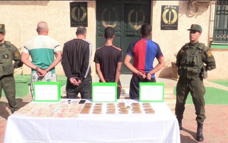 الدرك الوطني بتيارت يتمكن من إحباط محاولة تمرير كمية من المخدرات وتوقيف عناصر الشبكة الإجرامية.