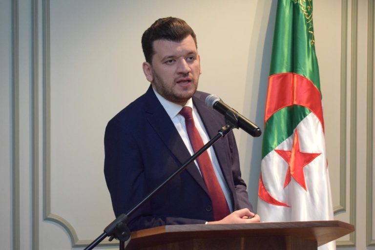 تصريحات وزير الفلاحة: وعد إعادة الخضرة بعد حرائق تيبازة وكل الولايات المتضررة