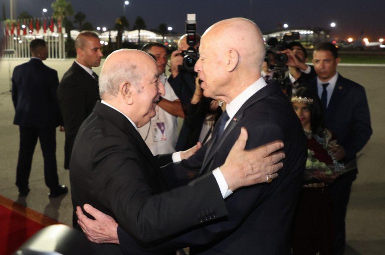 الرئيس التونسي يهنئ عبد المجيد تبون بمناسبة ذكرى أول نوفمبر