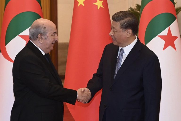 الرئيس الصيني يهنئ نظيره الجزائري عبد المجيد تبون بمناسبة الذكرى 71 لثورة نوفمبر