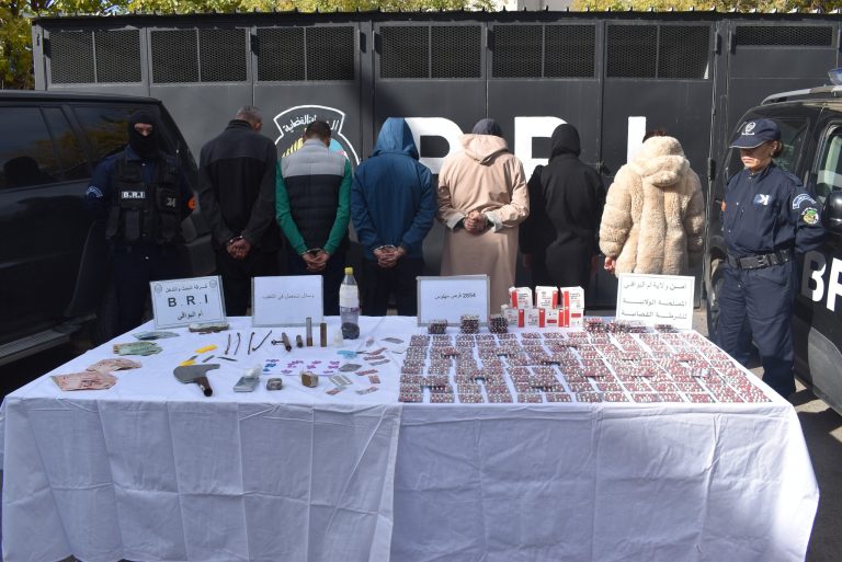 شرطة أم البواقي تفكك شبكة إجرامية وتحجز أزيد من 2800 قرص مهلوس