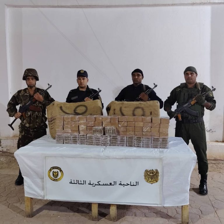 الجمارك تحجز أزيد من 51 كلم من الكيف المعالج بأدرار