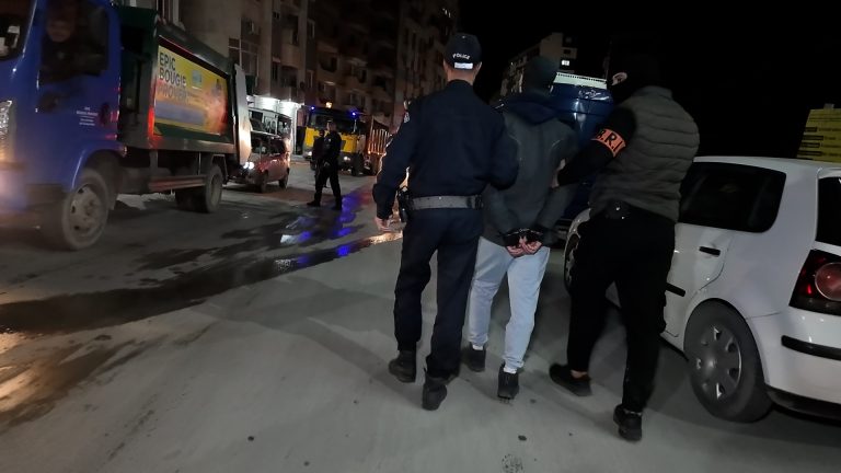 أمن بجاية ينفذ عملية ميدانية واسعة لمكافحة الجريمة بالشوارع والأحياء