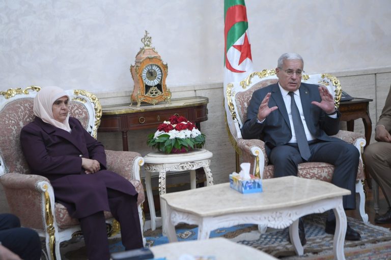 رئيس المجلس الشعبي الوطني يلتقي وفداً من المنظمة الوطنية للمتقاعدين