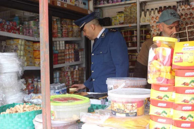 شرطة غليزان تفرض الرقابة على الأسواق وتضبط 40 كلغ من اللحوم الفاسدة