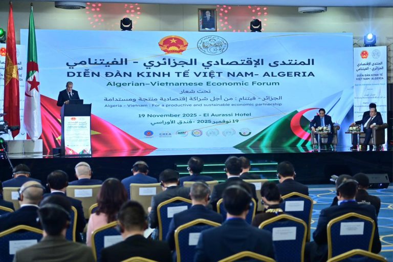 افتتاح أشغال المنتدى الاقتصادي الجزائري-الفيتنامي