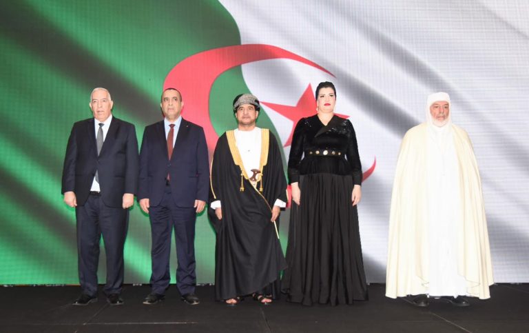 الجزائر تحتفي باليوم الوطني العُماني بحضور ممثّل الحكومة وعدد من الوزراء