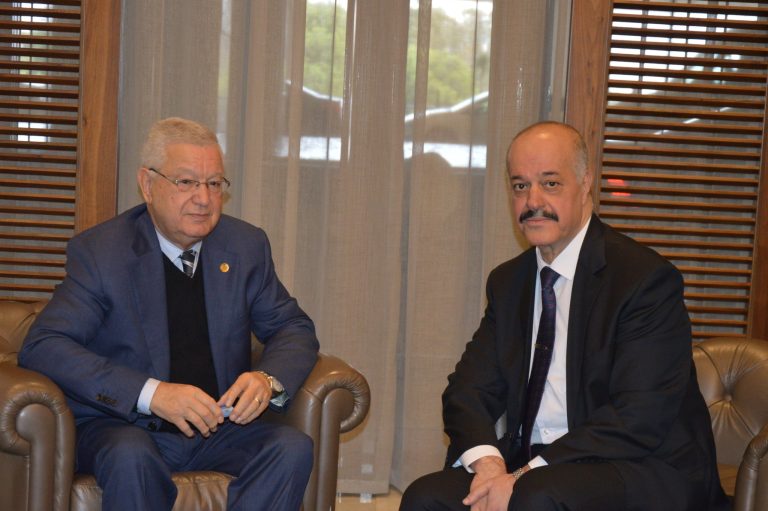 رئيس مجلس الأمة يفتتح يومًا دراسيًا حول حماية المعطيات في الجزائر