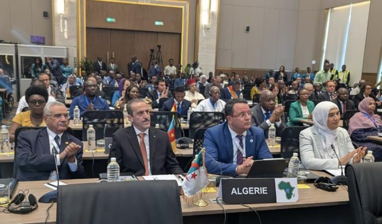 وفد غرفتي البرلمان يواصل مشاركته في أشغال المؤتمر السابع والأربعين للاتحاد البرلماني الإفريقي