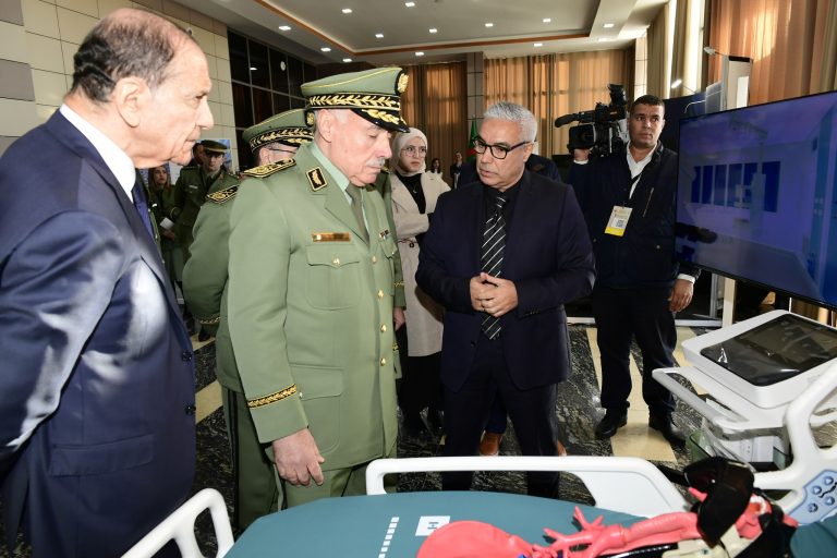 الأيام الأولى الطبية الجراحية لمستشفى الأم والطفل للجيش بالناحية العسكرية الأولى