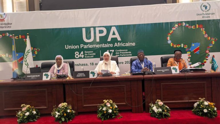 السيدة وسيلة الطيب تدعو إلى تمكين نساء إفريقيا من الاستفادة من مزايا الاقتصاد الرقمي الصاعد