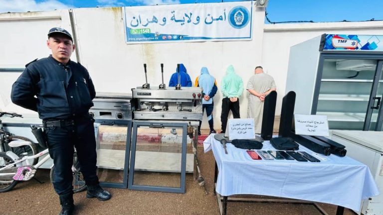 تفكيك شبكة سرقات من المحلات التجارية واسترجاع المسروقات بعين الترك