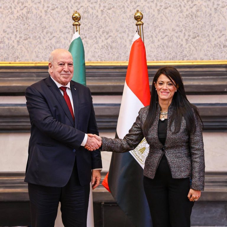 تعزيز الشراكة الاستراتيجية بين الجزائر ومصر خلال الدورة التاسعة للجنة العليا المشتركة