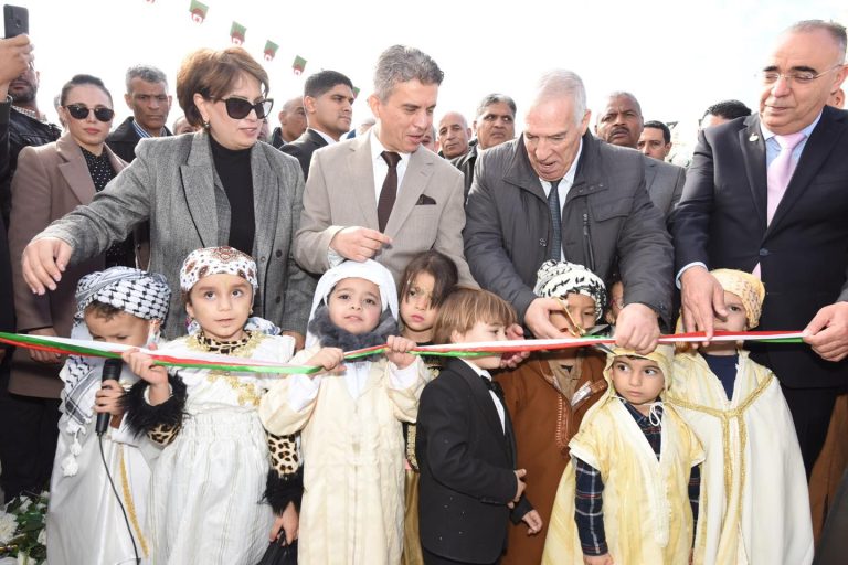 إحياء الذكرى الـ193 للمبايعة الأولى للأمير عبد القادر في معسكر