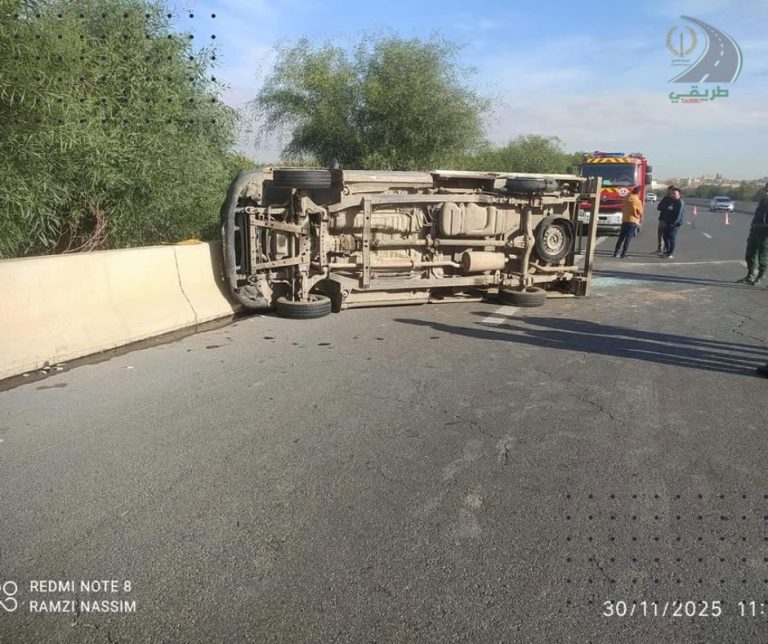 حادث مرور مادي بالطريق السيار شرق-غرب بين الشلف وعين الدفلى