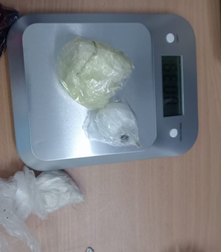 شرطة وهران تضبط 1005 أقراص بريغابلين و30 غرام كوكايين في عمليتين متفرقتين