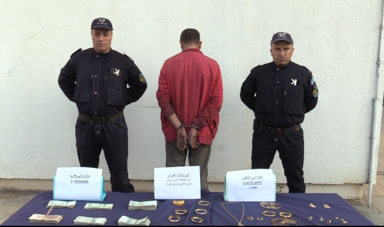 شرطة العاصمة توقف شخص وتسترجع 300 غرام من الذهب في قضية سرقة