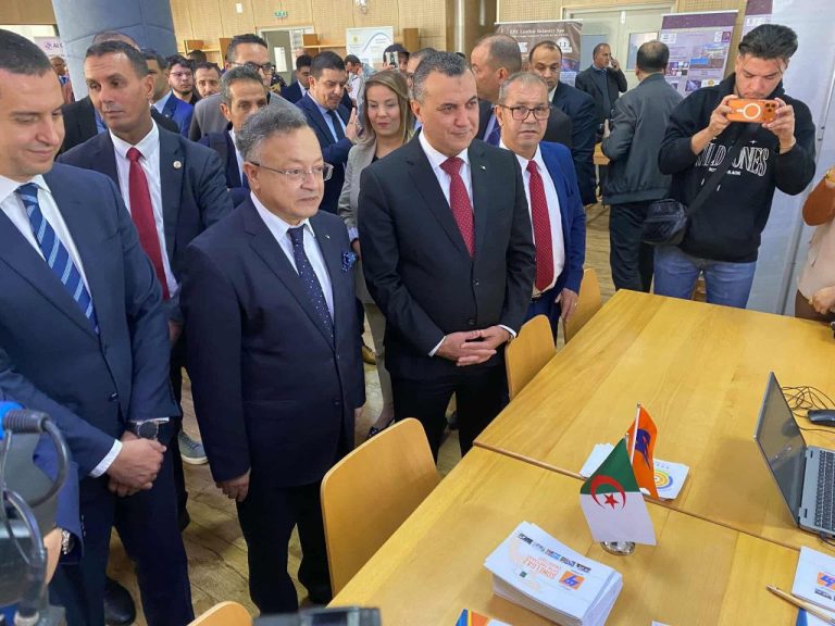 وزير التعليم العالي يشرف على افتتاح معرض “عروض العمل” بسيدي عبد الله بمشاركة أكثر من 115 مؤسسة