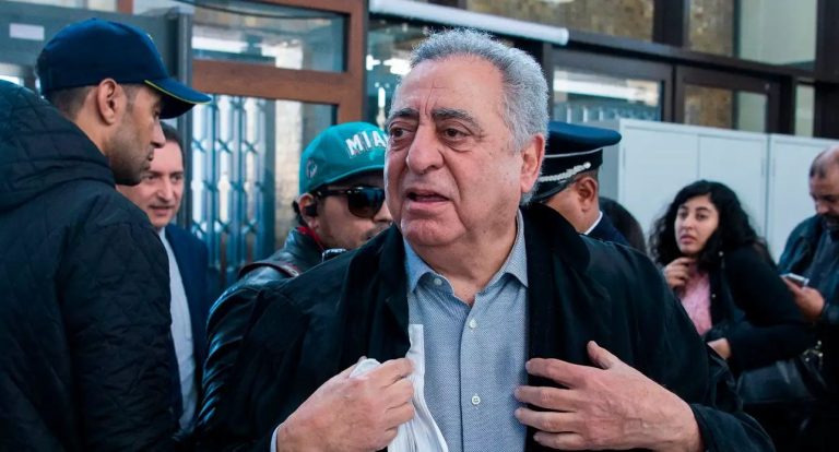 المغرب : وزير حقوق الإنسان الأسبق محمد زيان يشرع في إضراب عن الطعام داخل السجن